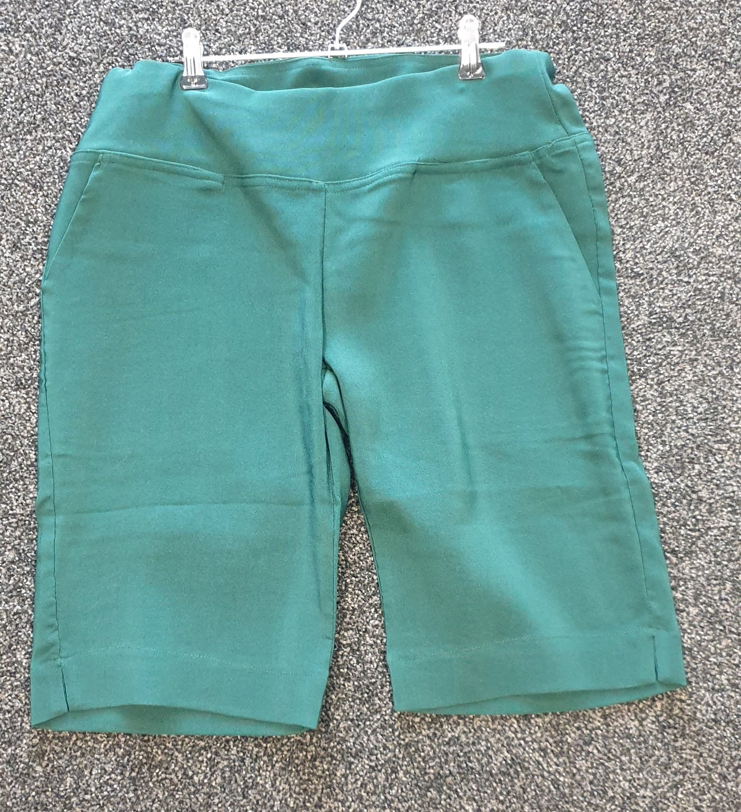 Shorts Ladies Sleek Bottle Green